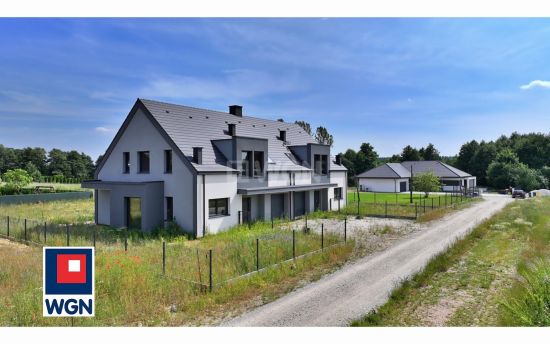 Dom na  sprzedaż Santocko - Dom w zabudowie bliźniaczej w Santocku